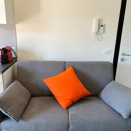 Twin Pine Trees Flats, Near Апартаменты Бибионе