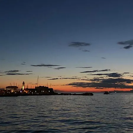 Apartment Twin Pine Trees Flats, Near