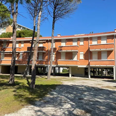 Lägenhet Twin Pine Trees Flats, Near Bibione