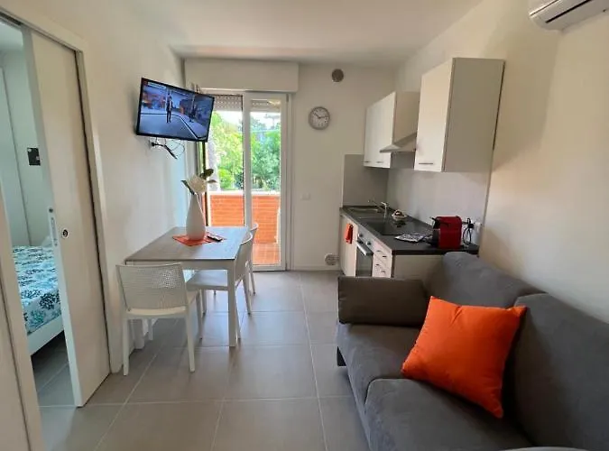 Twin Pine Trees Flats, Near * Bibione